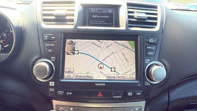 Photo of 2012 Gray Toyota Highlander