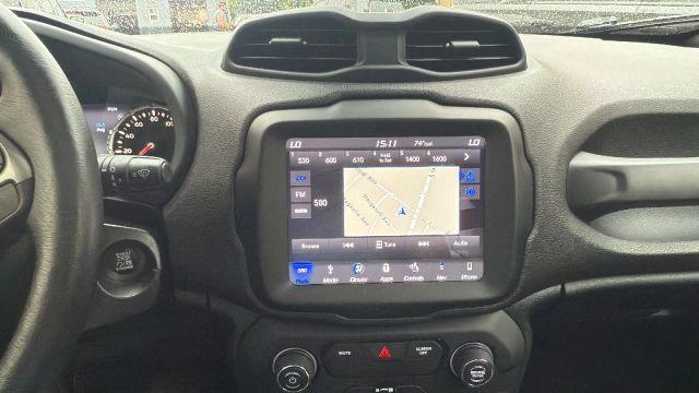Photo of 2019 White Jeep Renegade