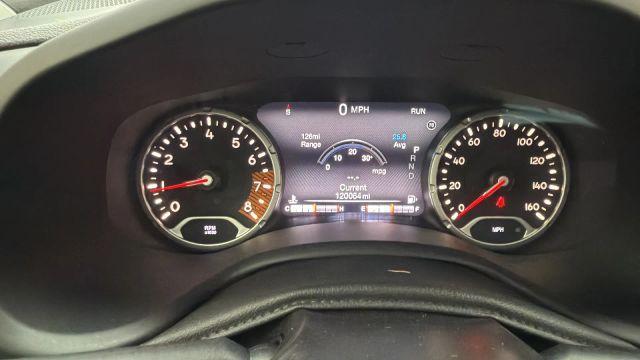 Photo of 2019 White Jeep Renegade