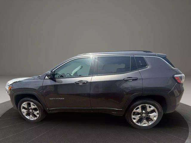 Photo of 2019 Gray Jeep Compass