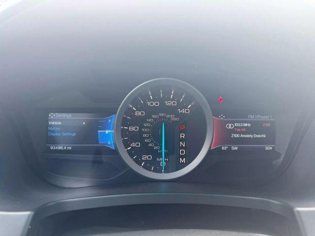 Photo of 2015 Red Ford Explorer