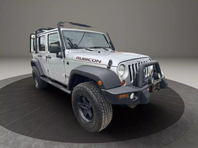 Photo of 2012 Silver Jeep Wrangler Unlimited