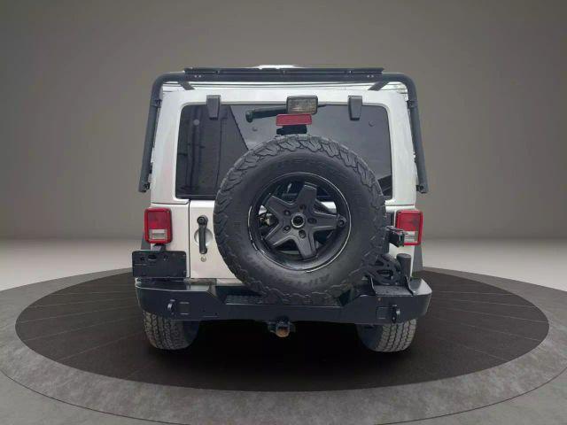 Photo of 2012 Silver Jeep Wrangler Unlimited