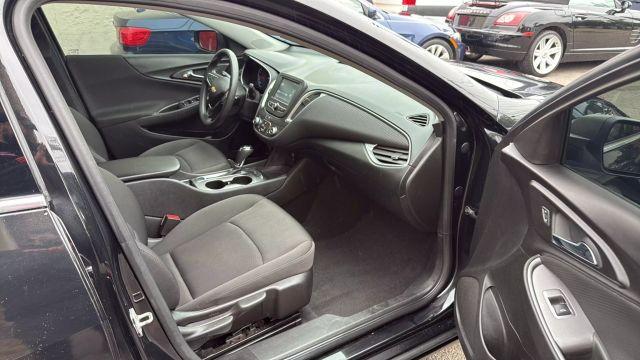 Photo of 2018 Black Chevrolet Malibu