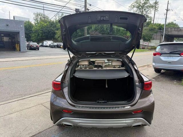 Photo of 2017 Chestnut Bronze INFINITI QX30