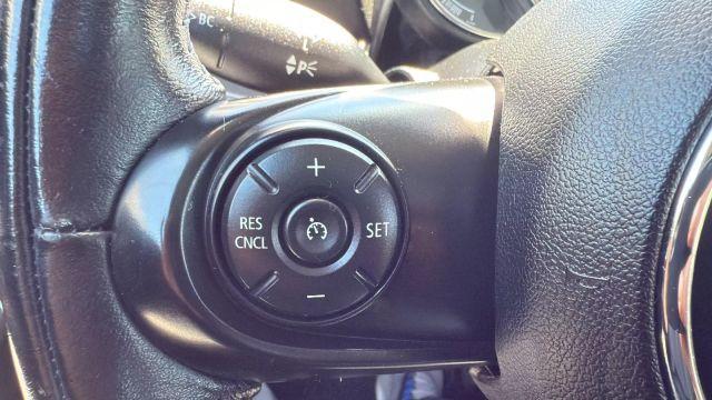 Photo of 2017 Blue MINI Clubman