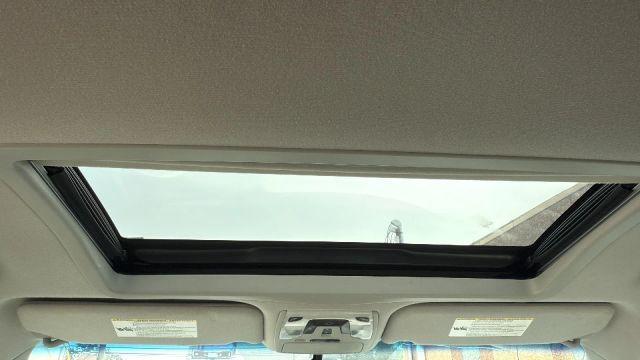 Photo of 2012 Silver Toyota Sienna