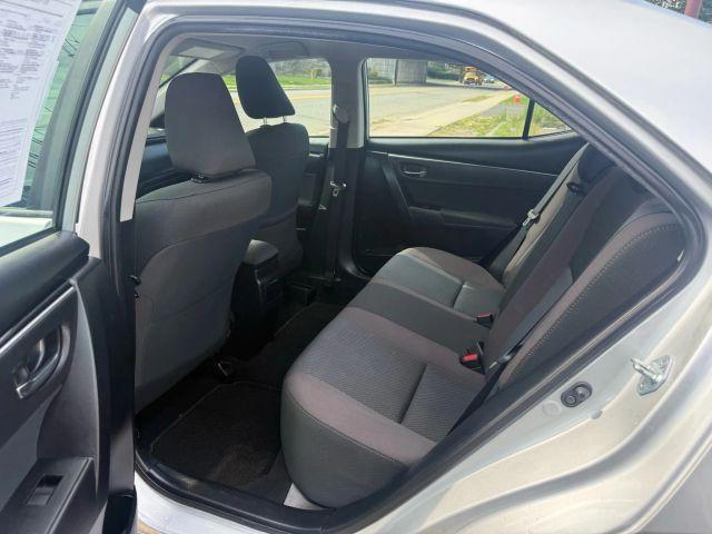 Photo of 2017 Silver Toyota Corolla