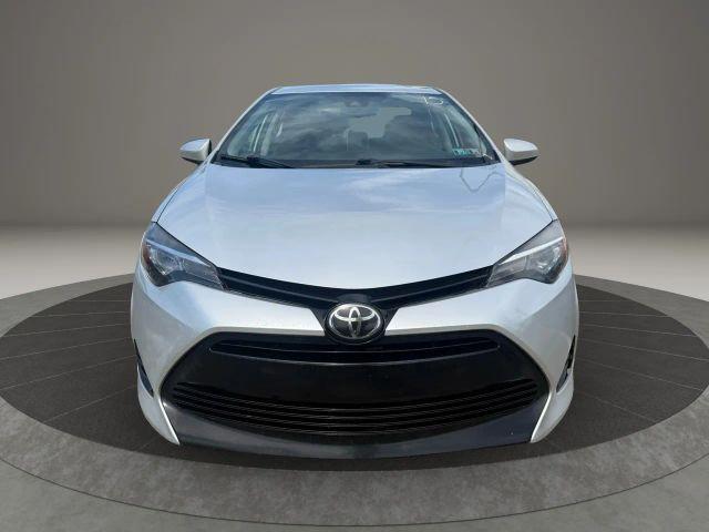 Photo of 2017 Silver Toyota Corolla
