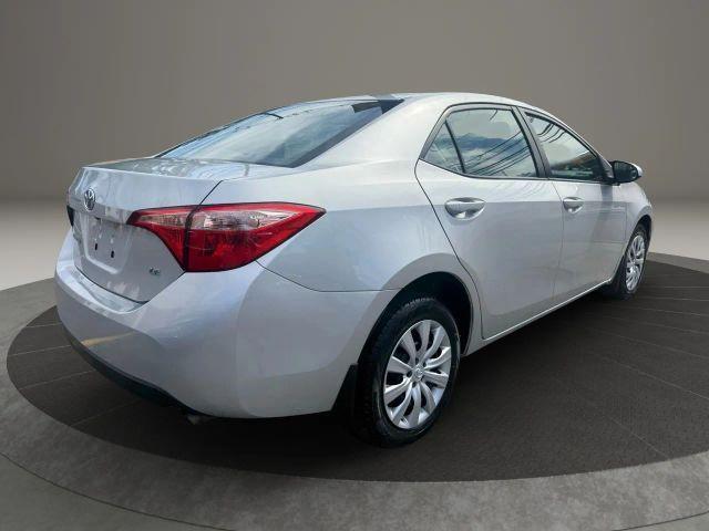 Photo of 2017 Silver Toyota Corolla