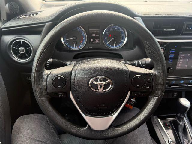 Photo of 2017 Silver Toyota Corolla