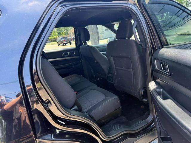 Photo of 2019 Black Ford Explorer