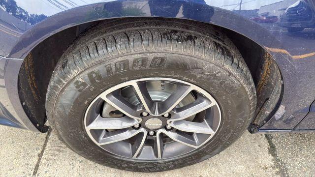 Photo of 2017 Blue Dodge Grand Caravan