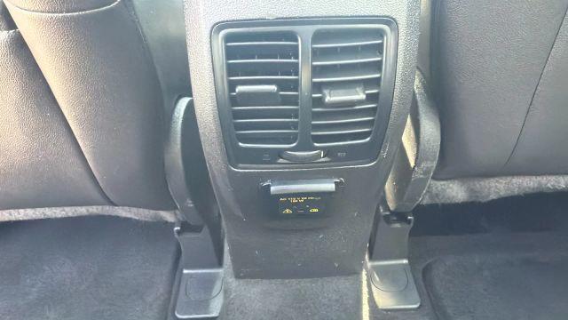 Photo of 2016 Silver Ford C-Max Energi