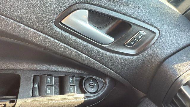 Photo of 2016 Silver Ford C-Max Energi