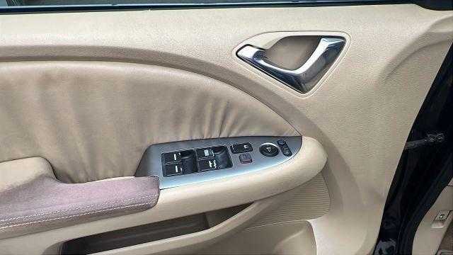 Photo of 2008 Black Honda Odyssey