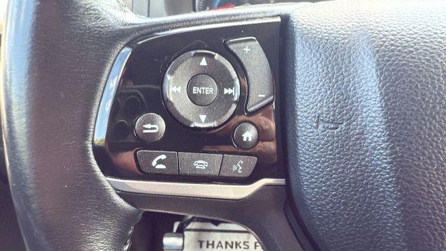 Photo of 2021 White Honda Pilot