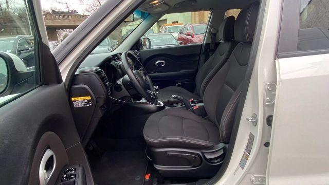 Photo of 2019 White Kia Soul