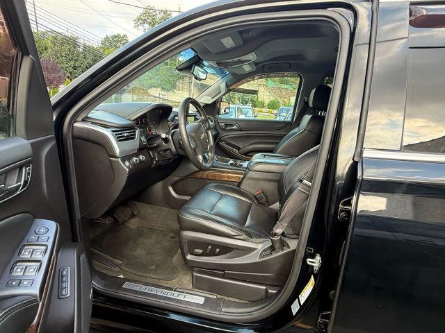 Photo of 2015 Black Chevrolet Suburban