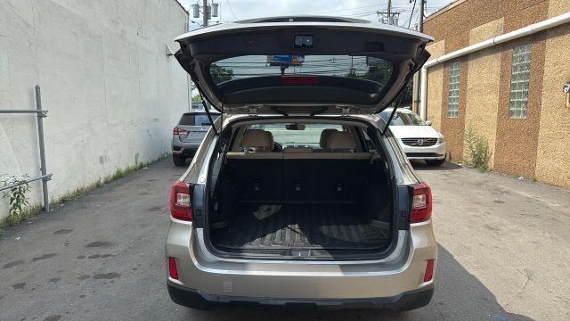 Photo of 2017 Tungsten Metallic Subaru Outback