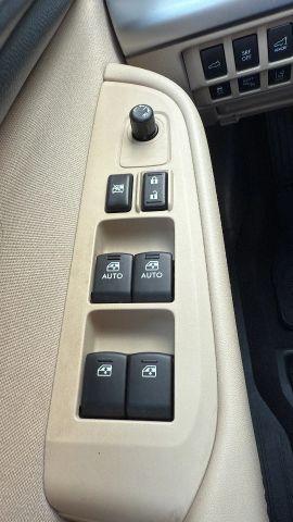 Photo of 2017 Tungsten Metallic Subaru Outback