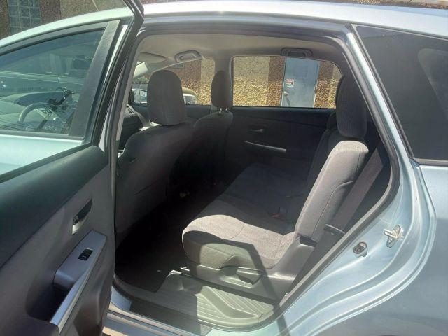Photo of 2014 Blue Toyota Prius v