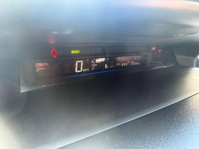 Photo of 2014 Blue Toyota Prius v