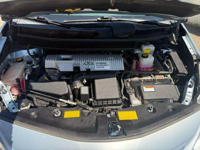 Photo of 2014 Blue Toyota Prius v