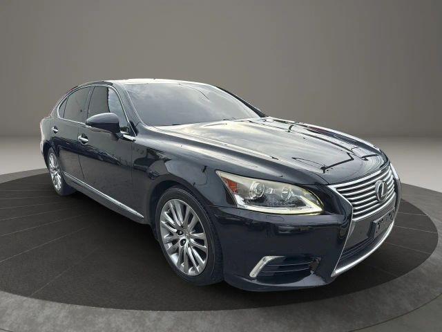Photo of 2014 Black Lexus LS 460