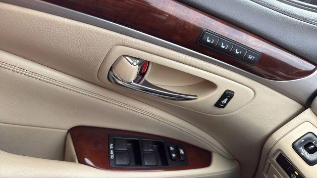 Photo of 2014 Black Lexus LS 460