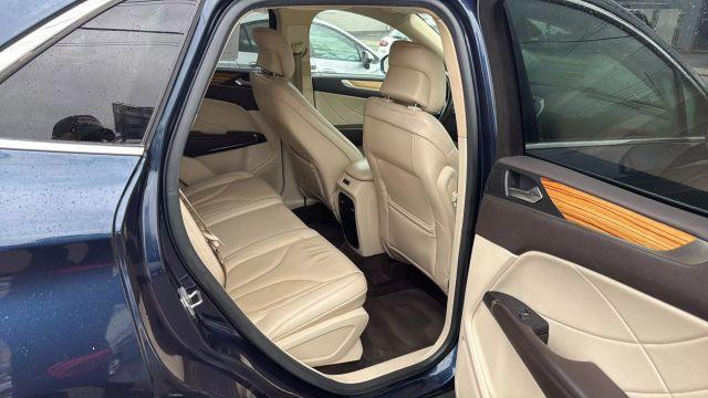 Photo of 2015 Blue Lincoln MKC