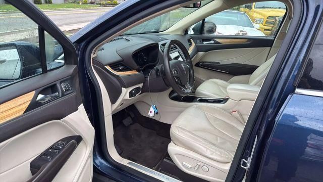 Photo of 2015 Blue Lincoln MKC