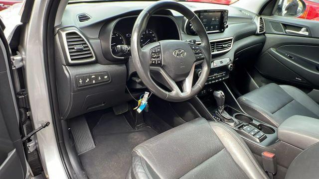 Photo of 2021 Silver Hyundai TUCSON