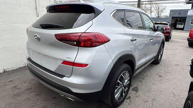 Photo of 2021 Silver Hyundai TUCSON