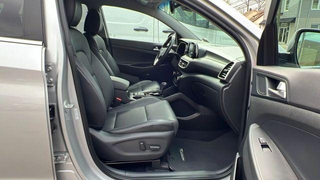 Photo of 2021 Silver Hyundai TUCSON