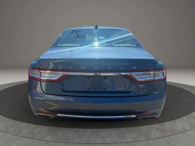 Photo of 2019 Blue Lincoln Continental