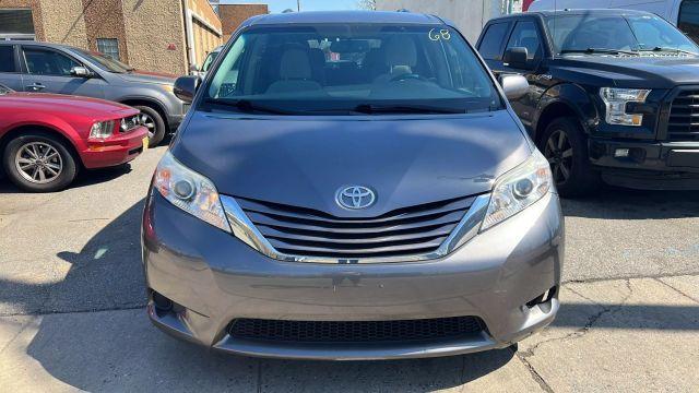 2017 Toyota Sienna