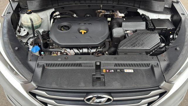 Photo of 2018 Molten Silver Hyundai TUCSON