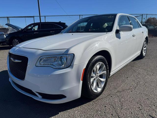 2019 Chrysler 300