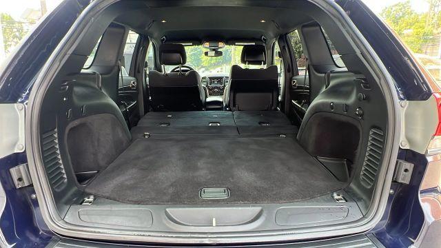 Photo of 2017 Blue Jeep Grand Cherokee