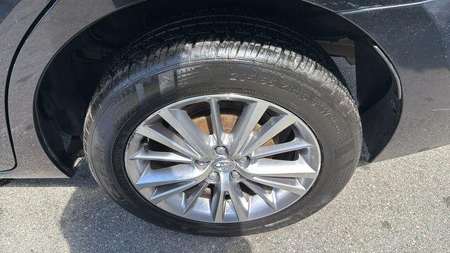 Photo of 2014 Black Toyota Corolla