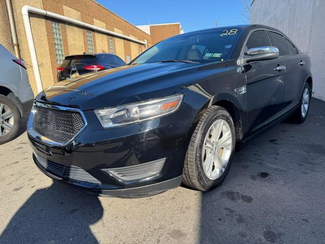 2018 Ford Taurus