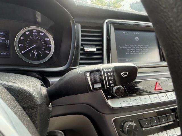 Photo of 2019 Phantom Black Hyundai SONATA