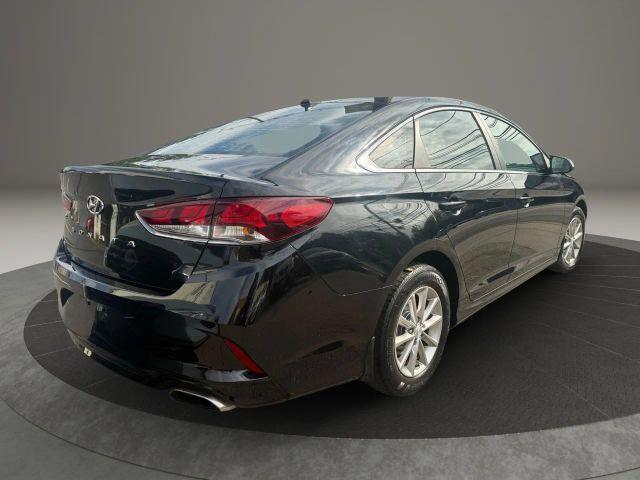 Photo of 2019 Phantom Black Hyundai SONATA