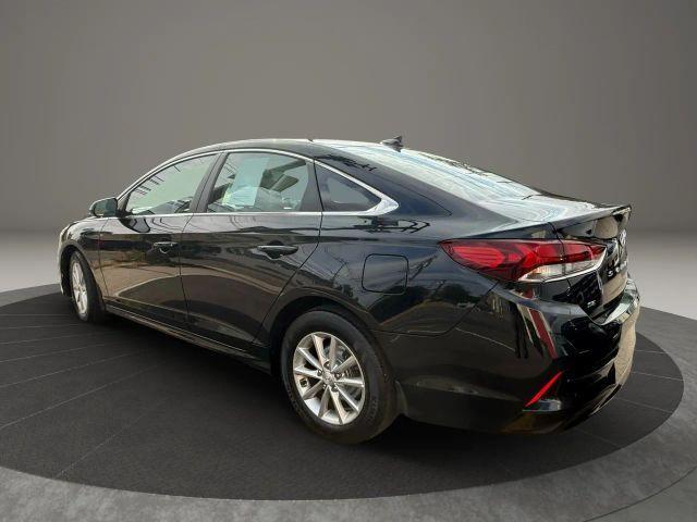 Photo of 2019 Phantom Black Hyundai SONATA