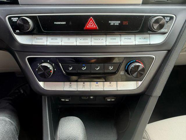 Photo of 2019 Phantom Black Hyundai SONATA