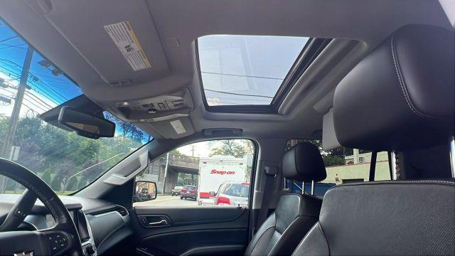 Photo of 2017 White Chevrolet Tahoe