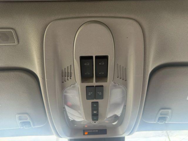 Photo of 2016 White GMC Terrain