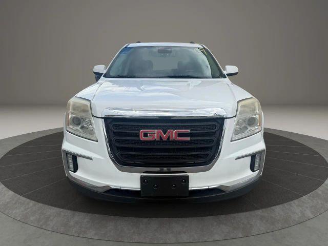 Photo of 2016 White GMC Terrain