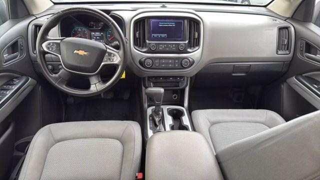 Photo of 2015 Silver Chevrolet Colorado